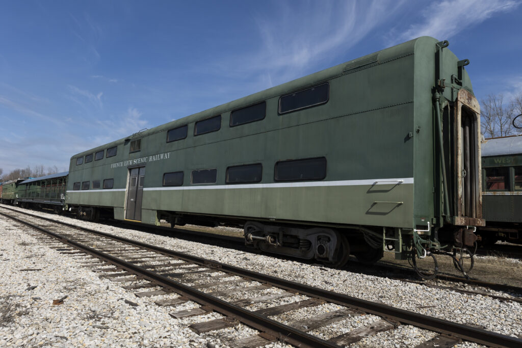 Coach Class Bi Level